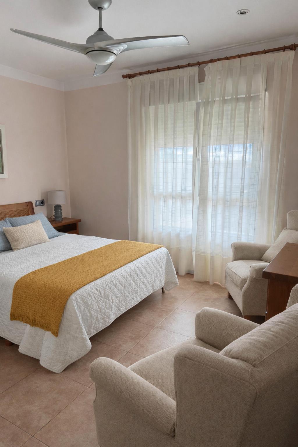 Habitación de piso gestionado por Room Sweet Room en San Javier
